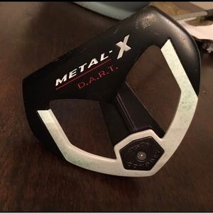 Metal X dart golf club